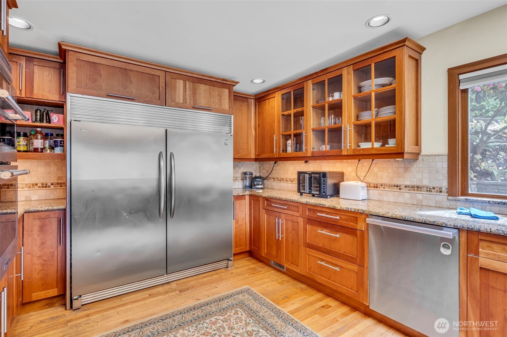 6490 NE Monte Vista Drive , Bainbridge Island, WA 98110