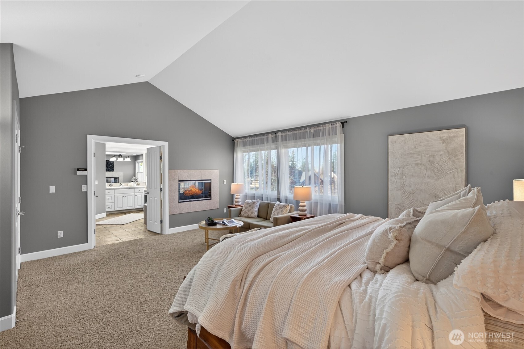 25902 NE 1st Place , Sammamish, WA 98074-3477