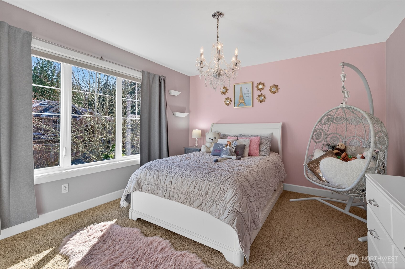 25902 NE 1st Place , Sammamish, WA 98074-3477