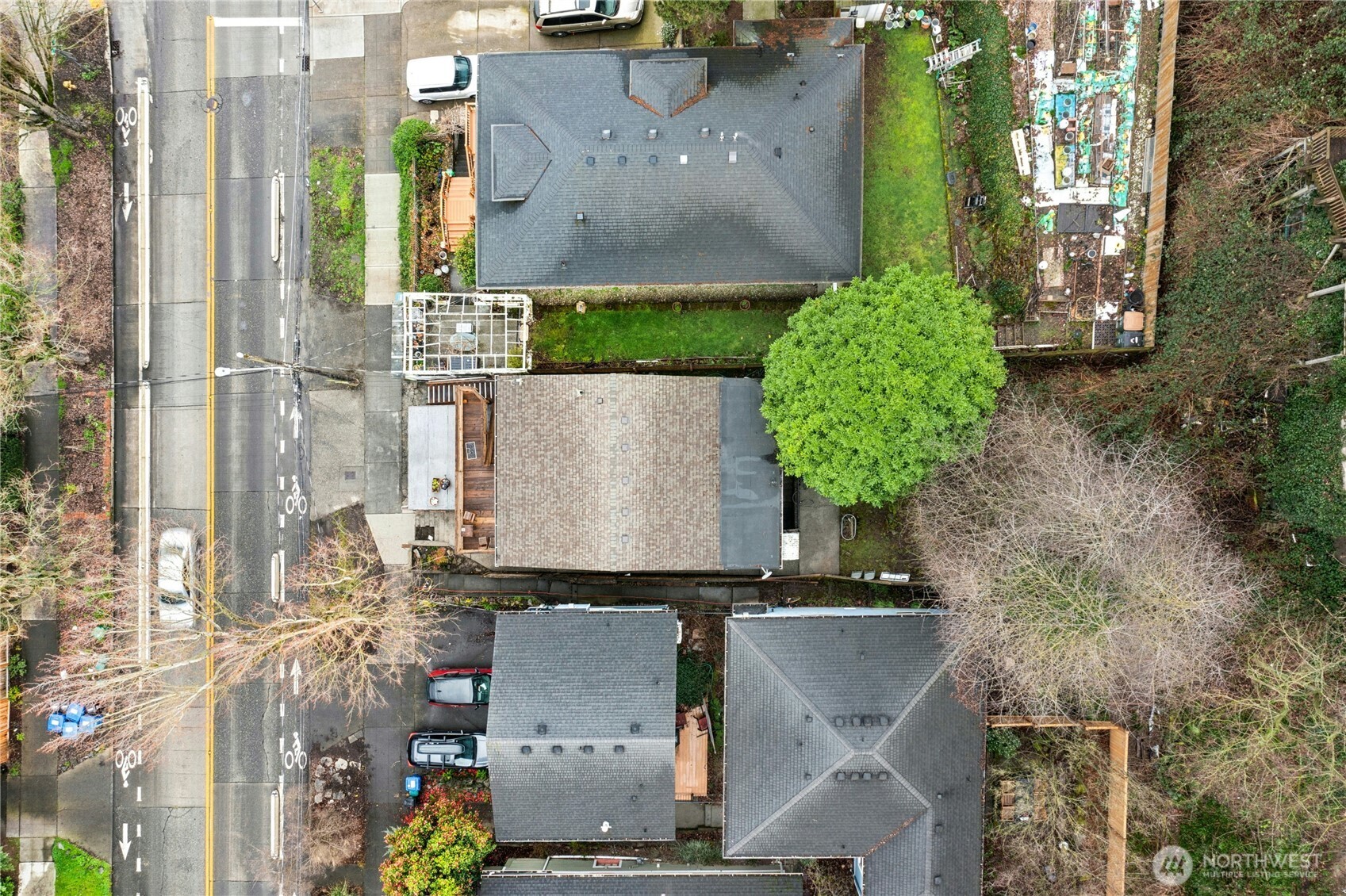 1537 15th Avenue NE, Seattle, WA 98144