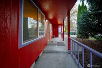 1008 Puget Street NE, Olympia, WA 98506 - Photo 2