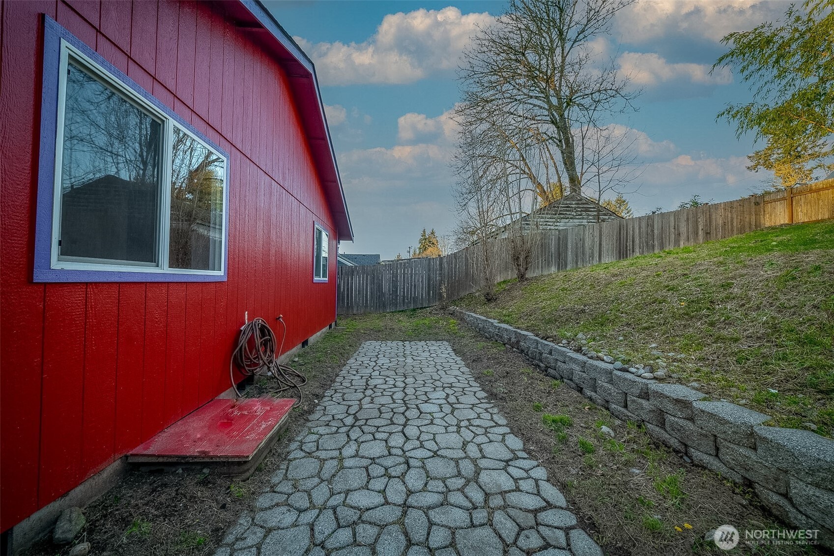 1008 Puget Street NE, Olympia, WA 98506