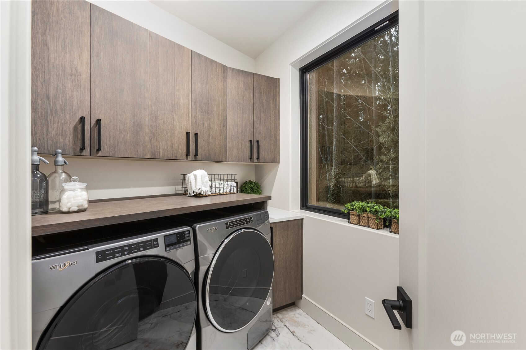 7128 ne 119th Place , Kirkland, WA 98034