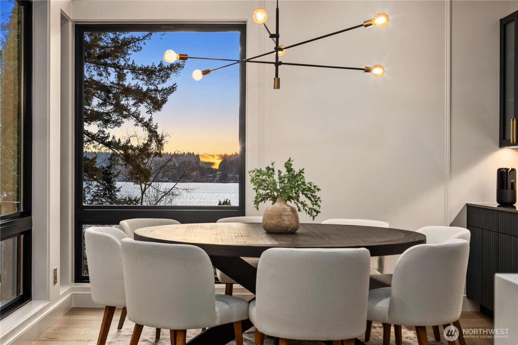 7128 ne 119th Place , Kirkland, WA 98034