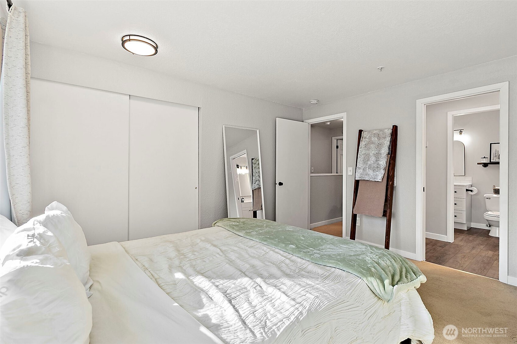 315 E Park Street #A20, North Bend, WA 98045