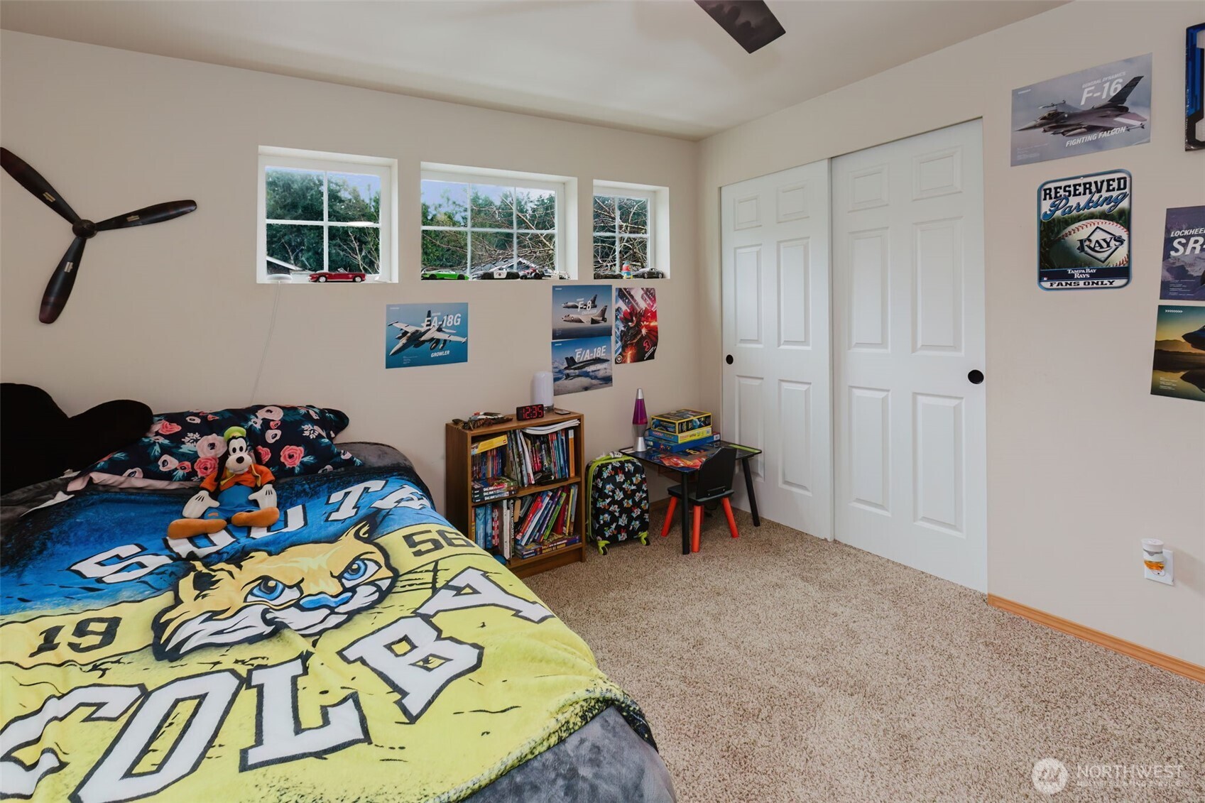 7063 E Dakota Street , Port Orchard, WA 98366