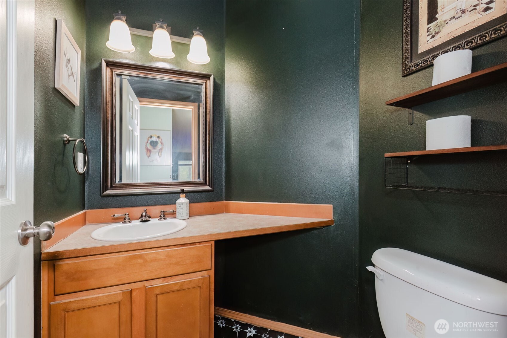 7063 E Dakota Street , Port Orchard, WA 98366