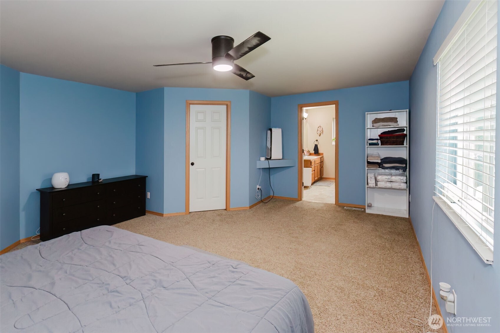 7063 E Dakota Street , Port Orchard, WA 98366