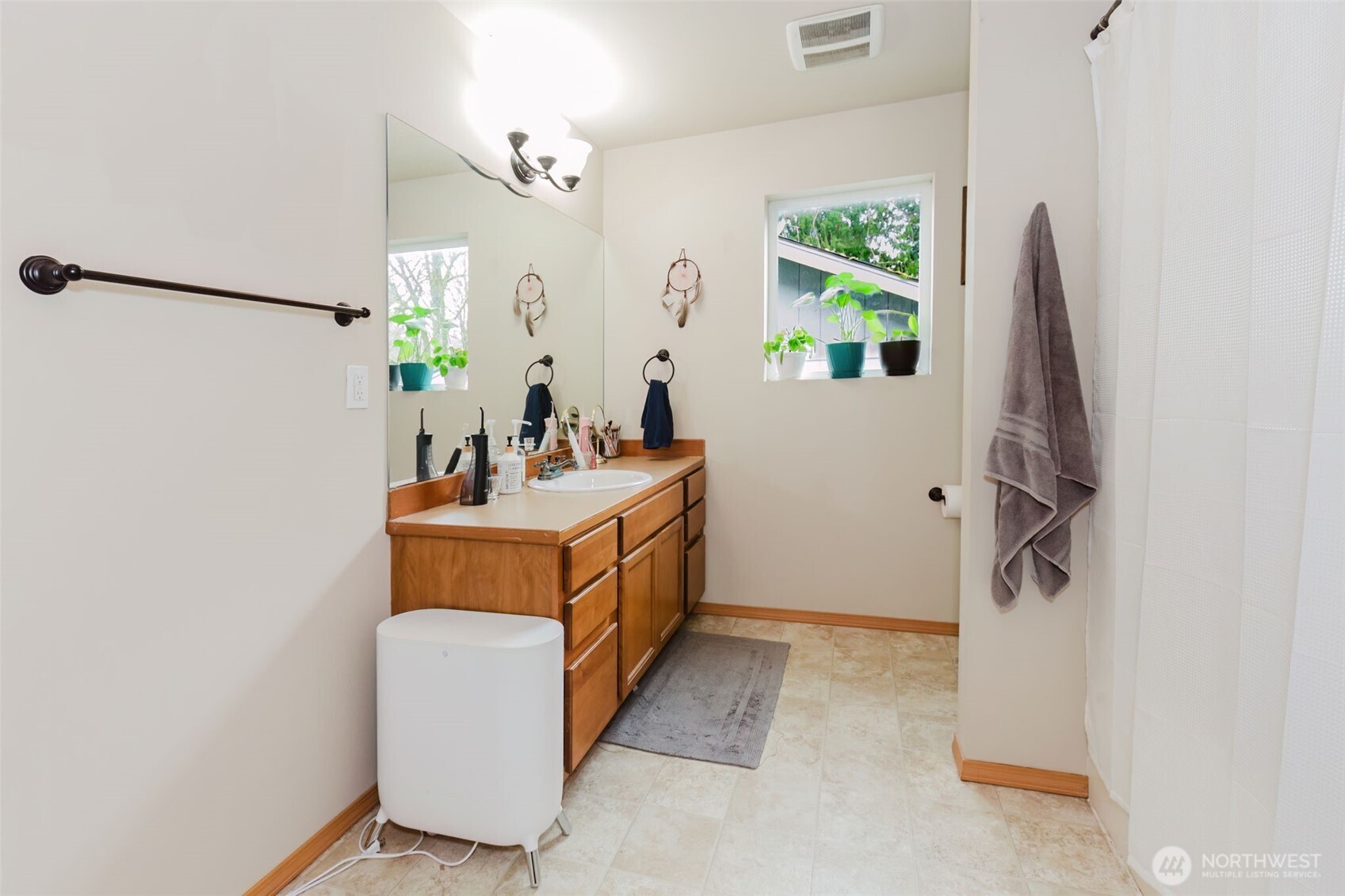 7063 E Dakota Street , Port Orchard, WA 98366