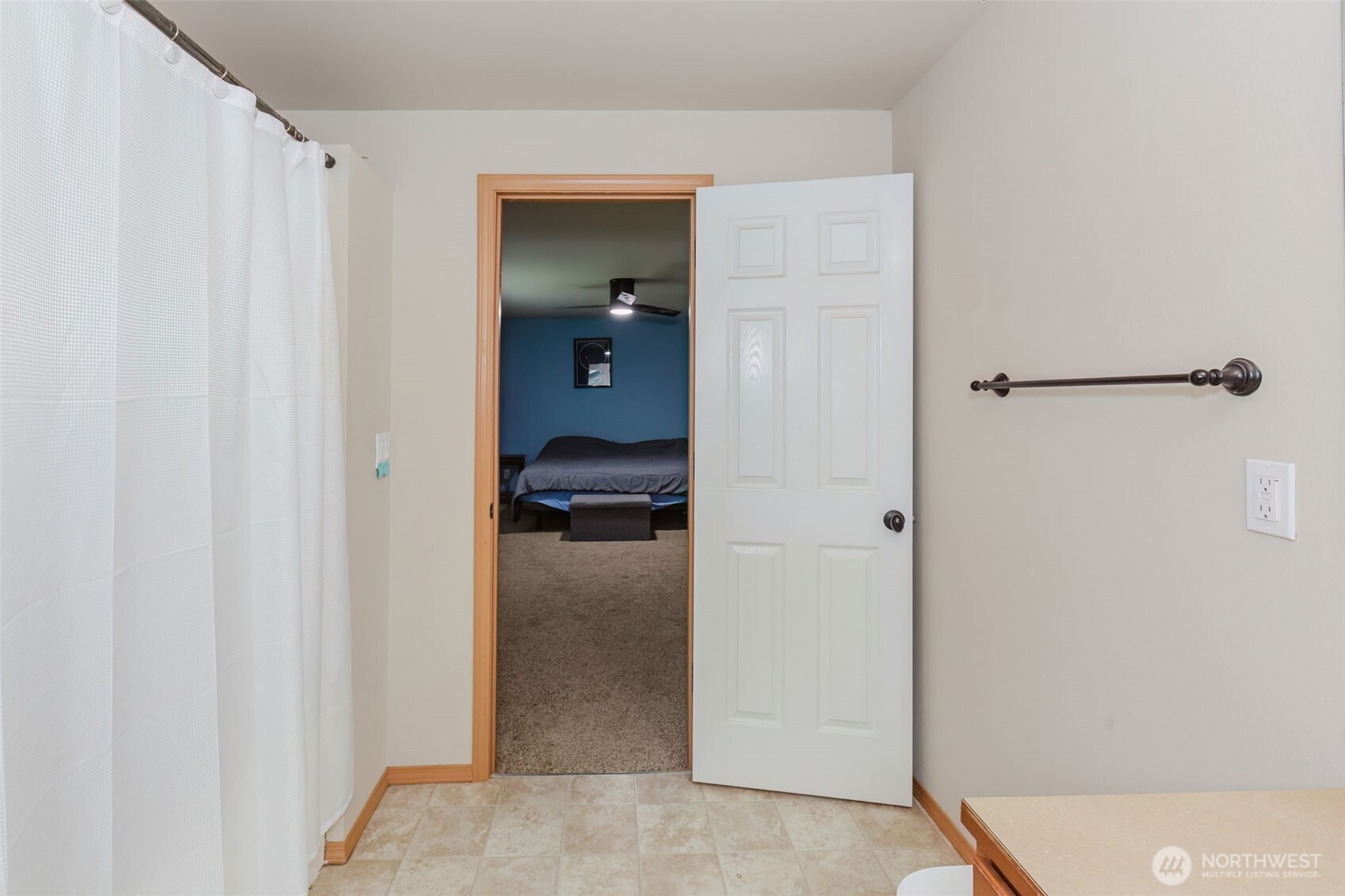 7063 E Dakota Street , Port Orchard, WA 98366