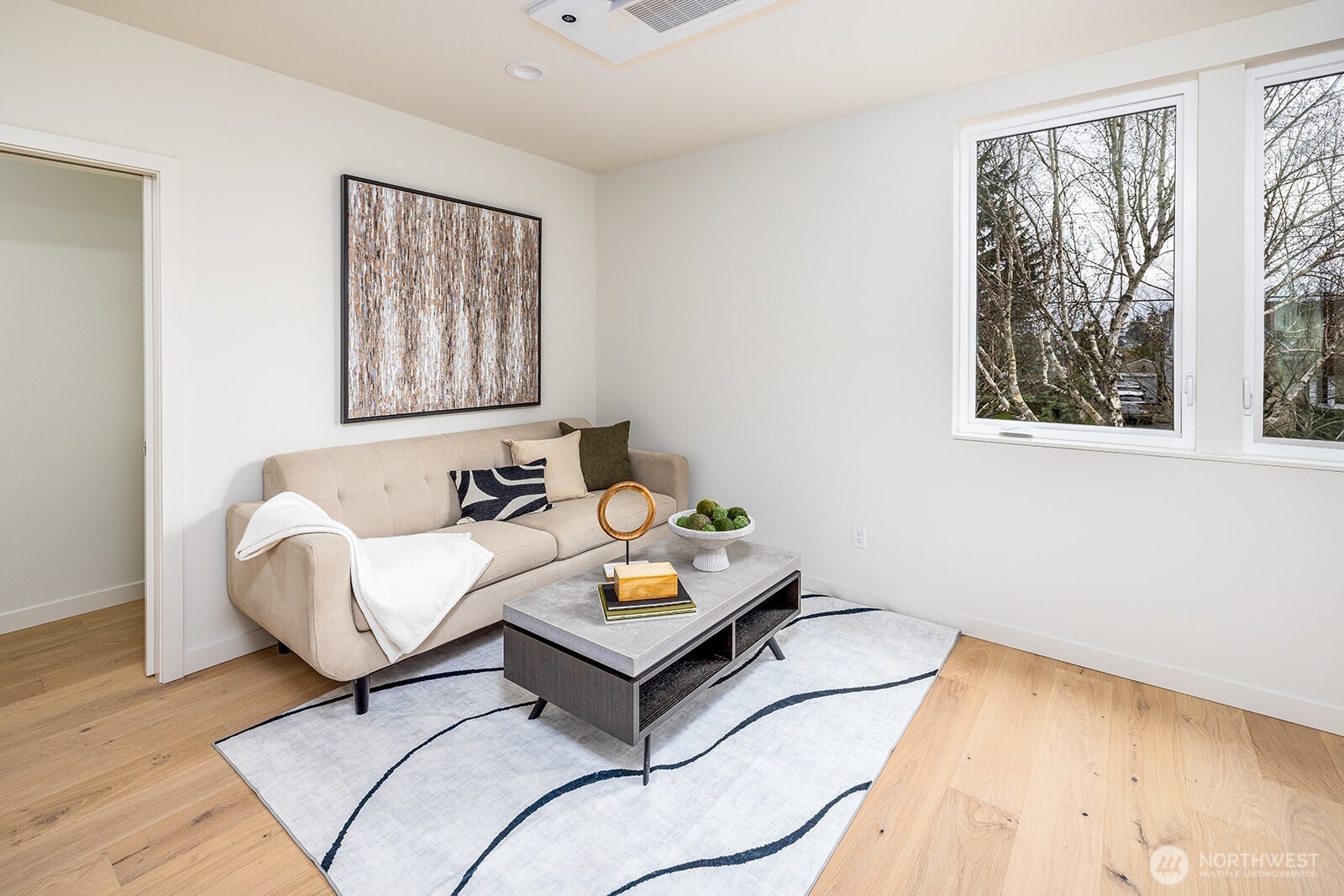 8321 25th Avenue NW #B, Seattle, WA 98117