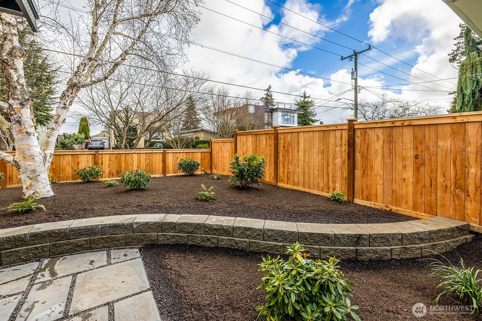 8321 25th Avenue NW #B, Seattle, WA 98117