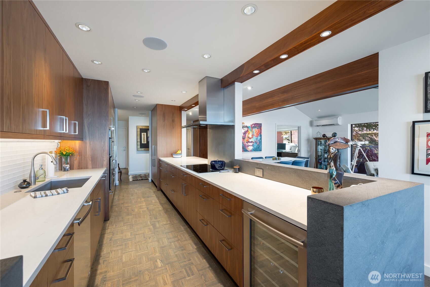 2501 Canterbury Lane E #410, Seattle, WA 98112