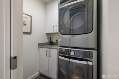 2501 Canterbury Lane E #410, Seattle, WA 98112 - Photo 26
