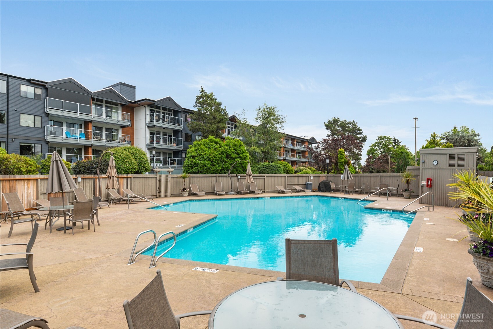 2501 Canterbury Lane E #410, Seattle, WA 98112