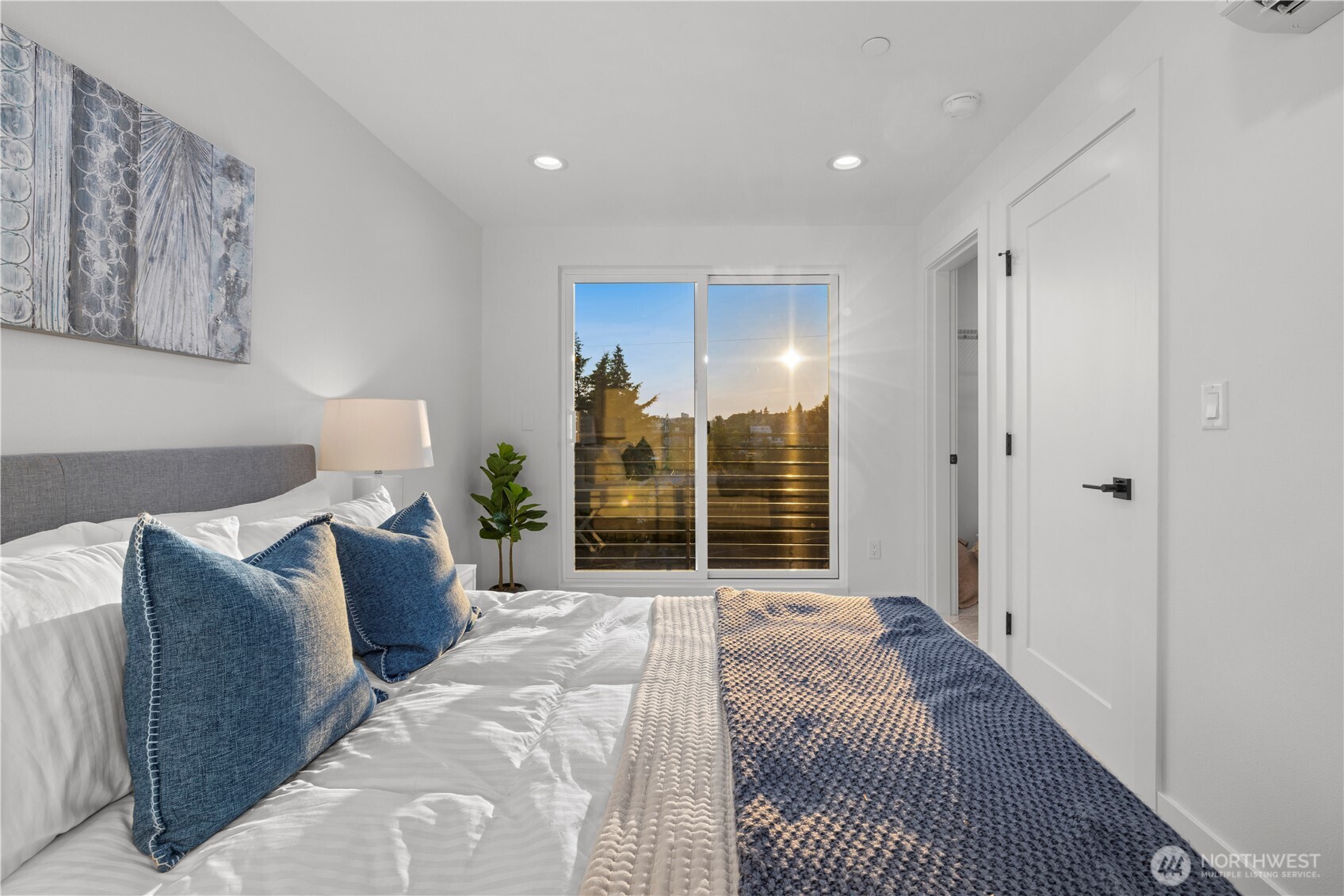 3850 Carr Place N, Seattle, WA 98103