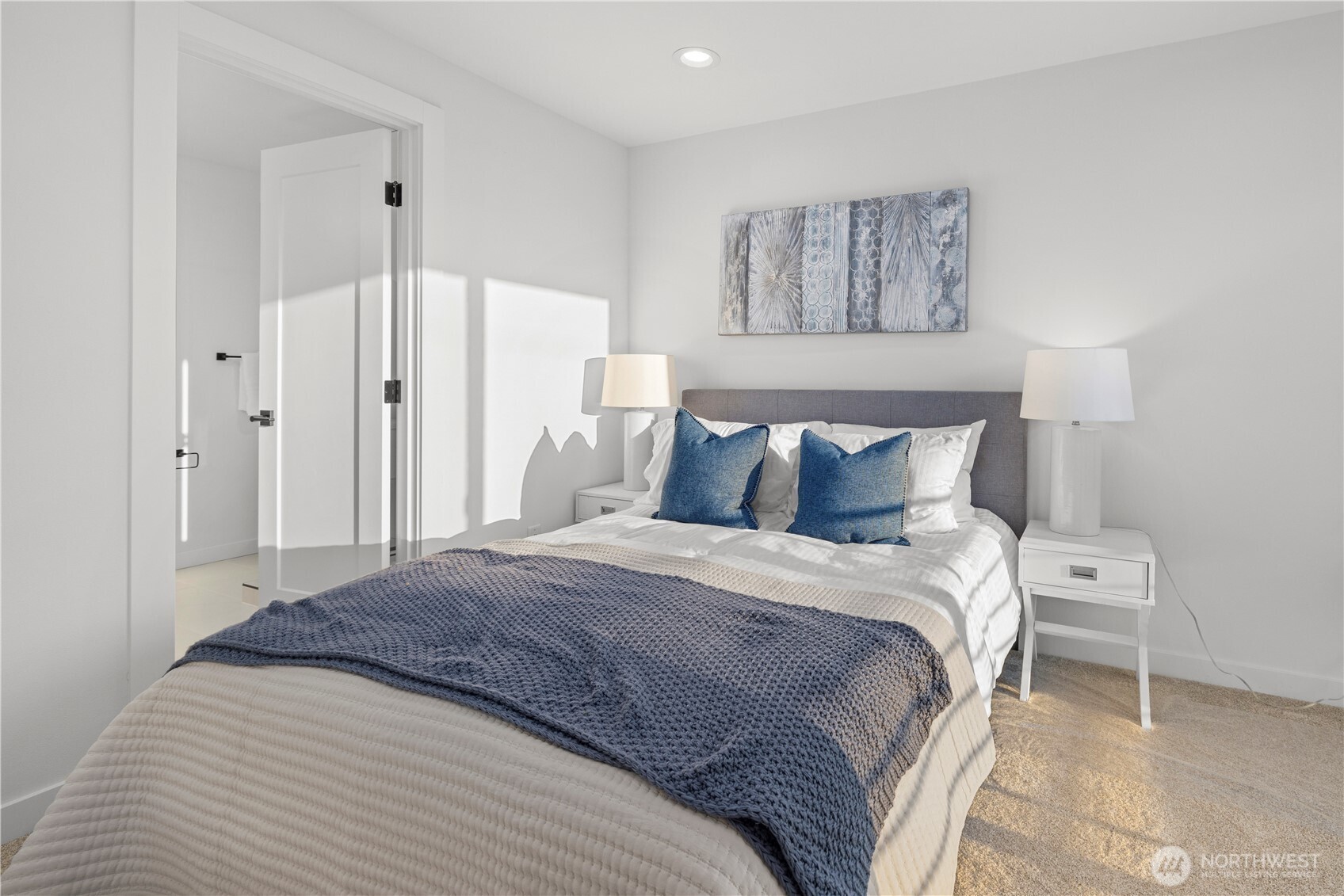 3850 Carr Place N, Seattle, WA 98103