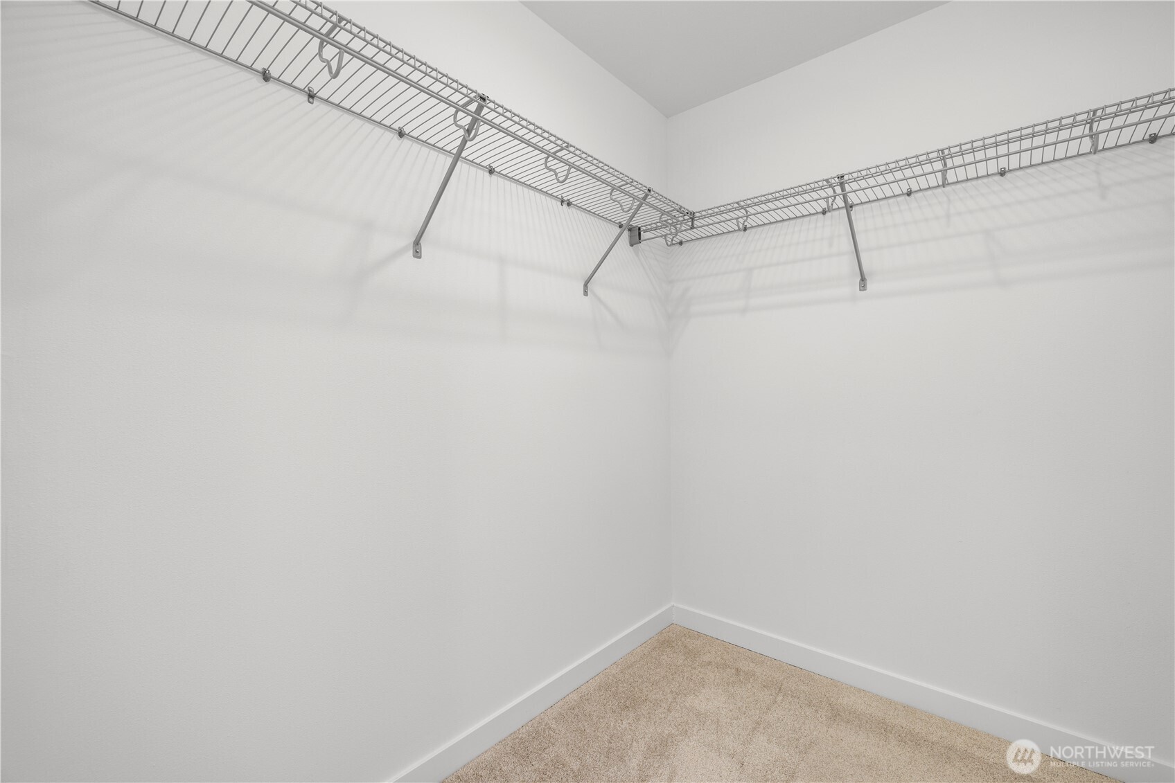 3850 Carr Place N, Seattle, WA 98103