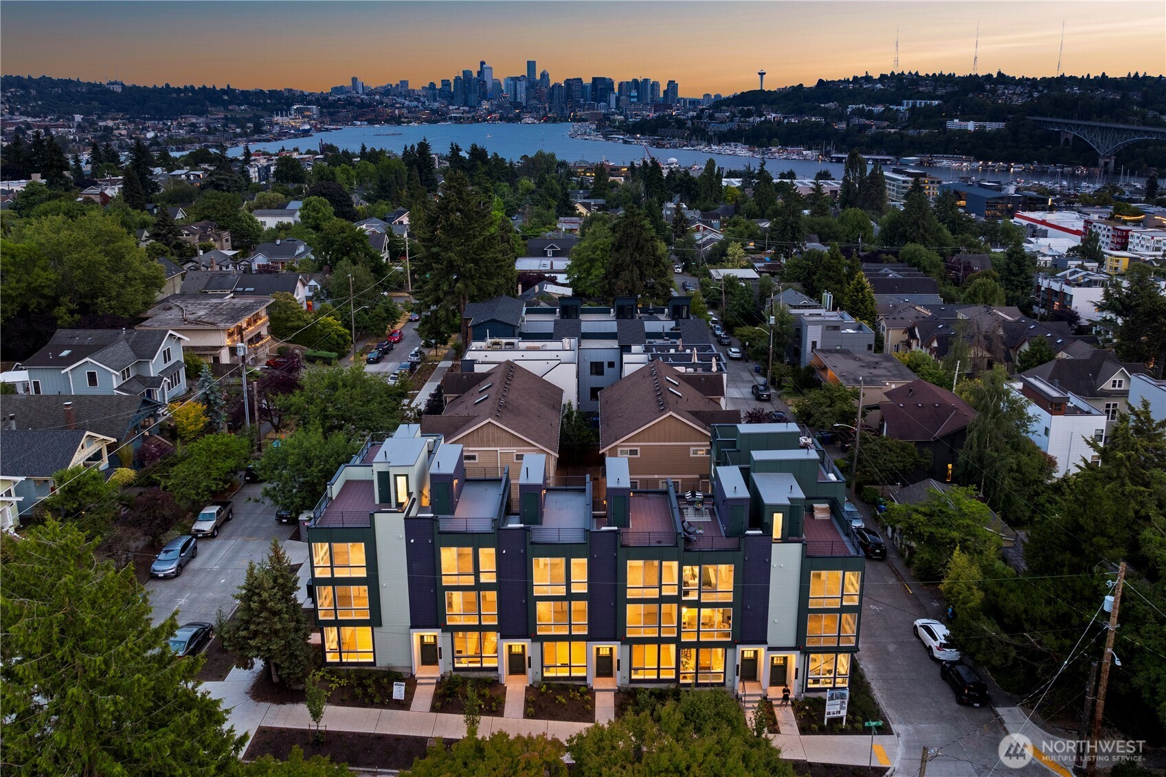 3850 Carr Place N, Seattle, WA 98103