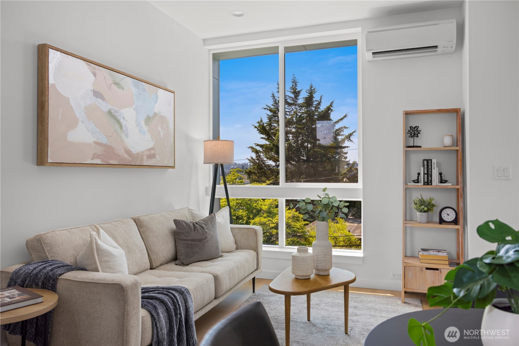 3850 Carr Place N, Seattle, WA 98103