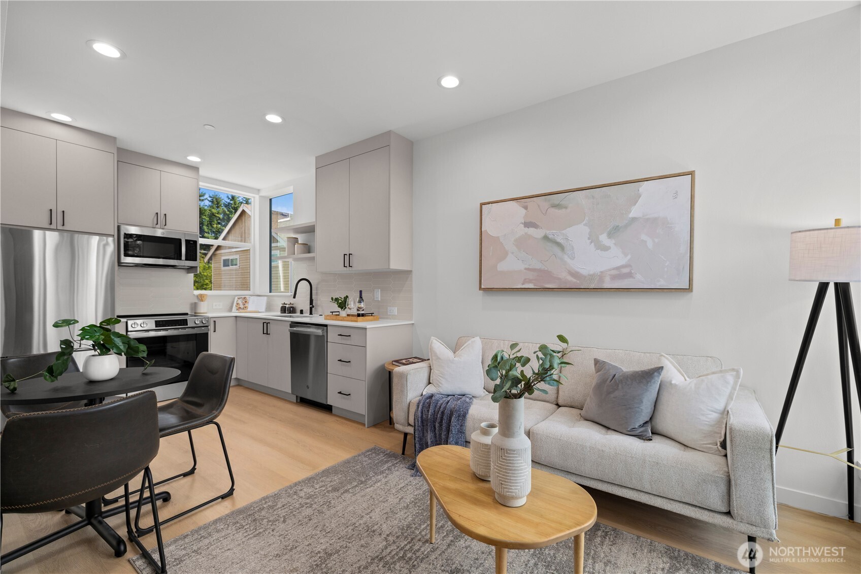 3850 Carr Place N, Seattle, WA 98103