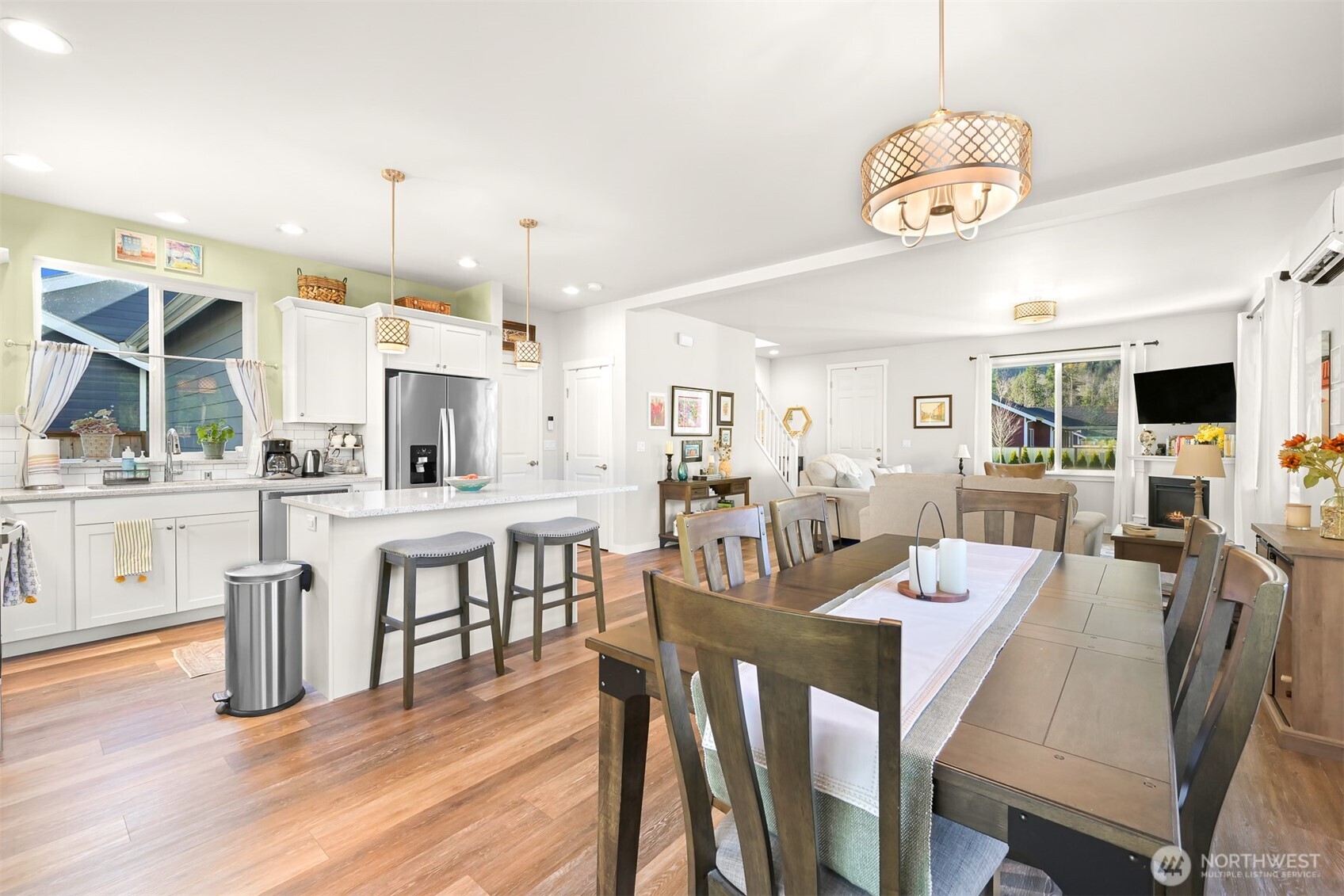 8268 Balfour Valley Lane , Maple Falls, WA 98266