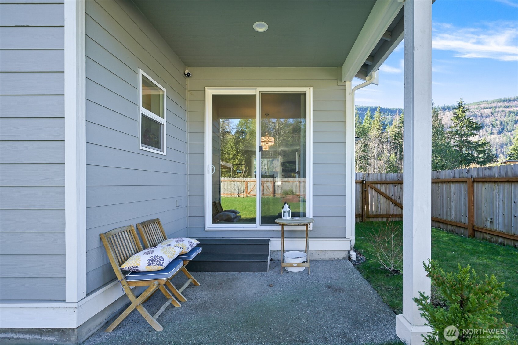 8268 Balfour Valley Lane , Maple Falls, WA 98266