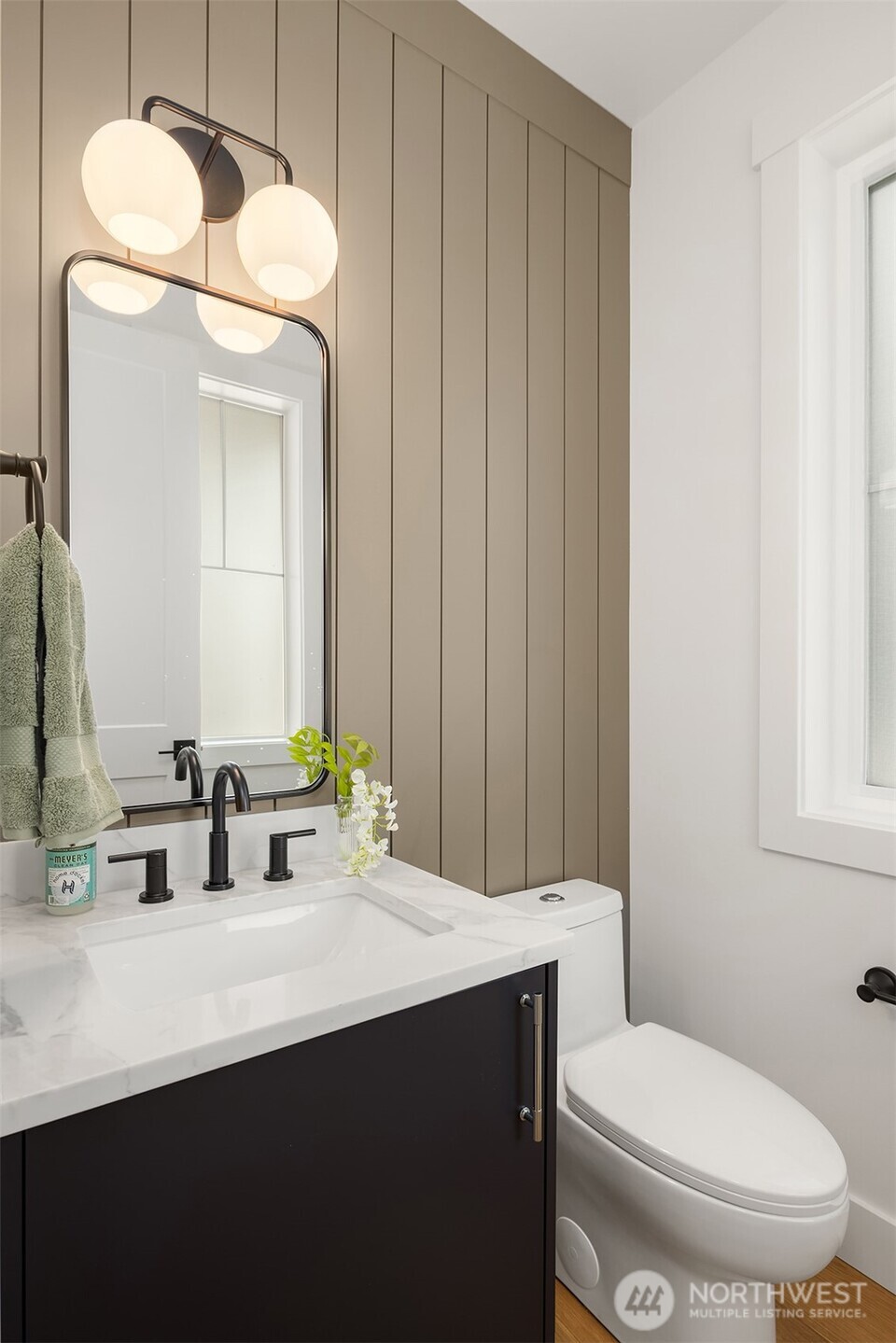 13127 NE 87th Lane , Kirkland, WA 98033