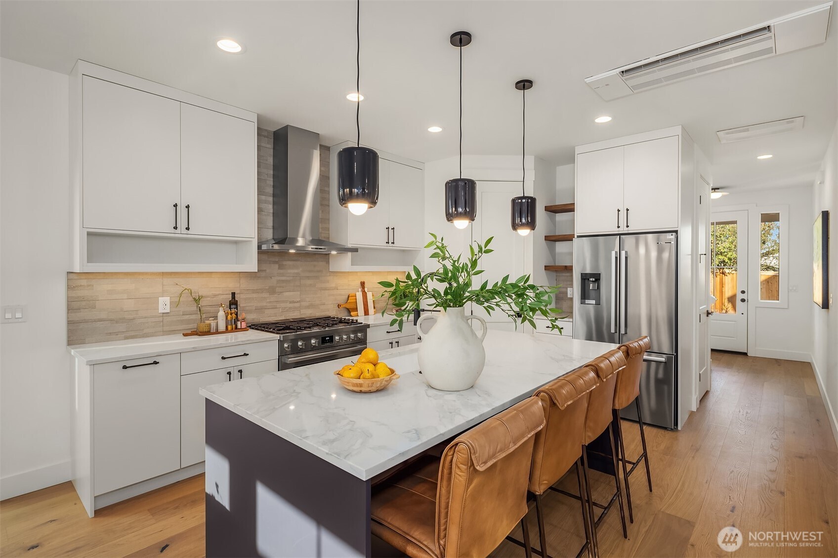 13127 NE 87th Lane , Kirkland, WA 98033