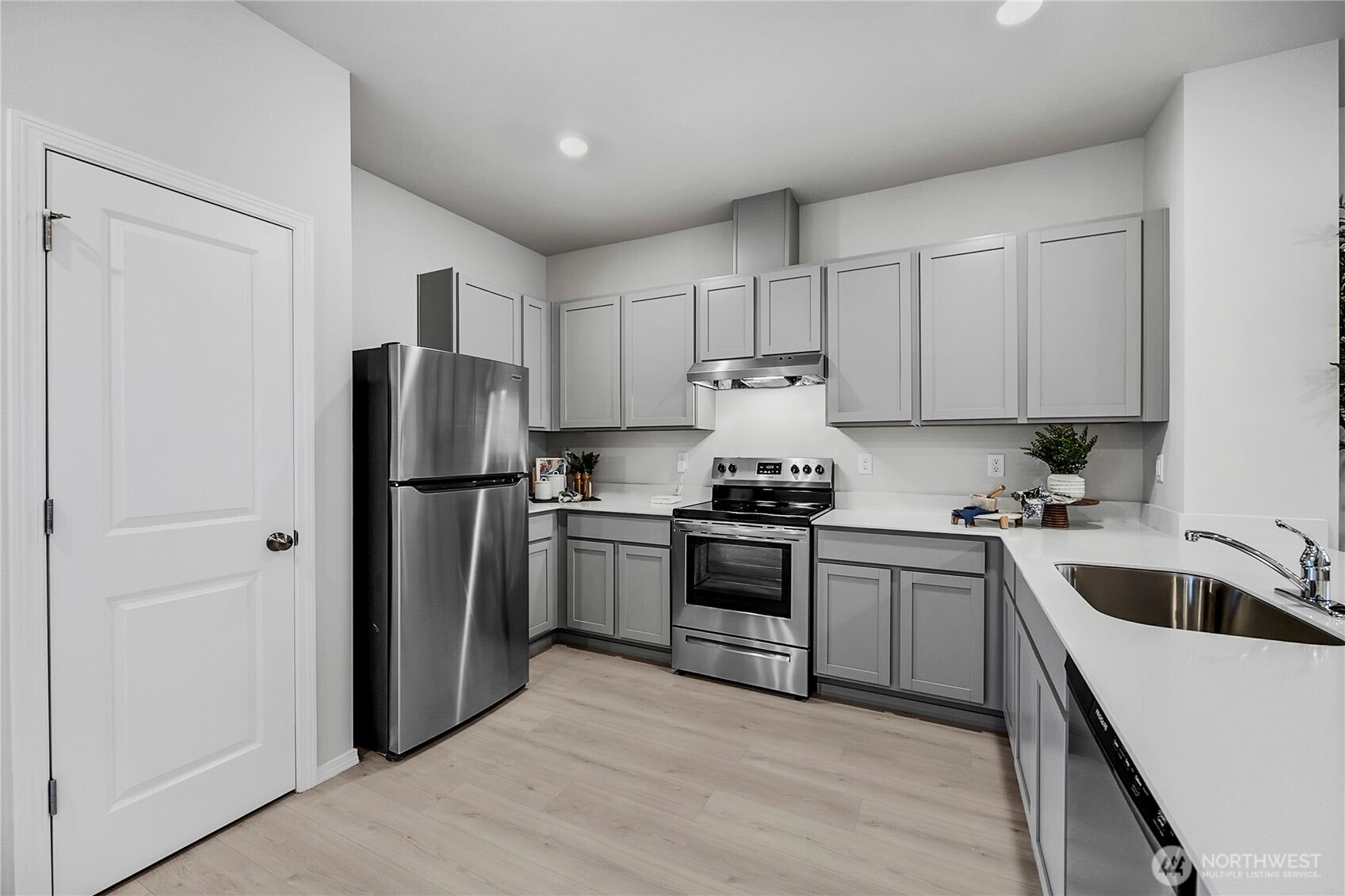 34164 Emerald Ridge Avenue SE, Black Diamond, WA 98010