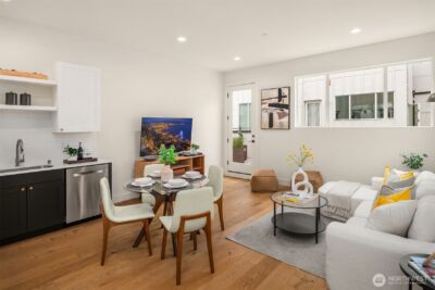 2337 10th Avenue E #D, Seattle, WA 98102 - Photo 3