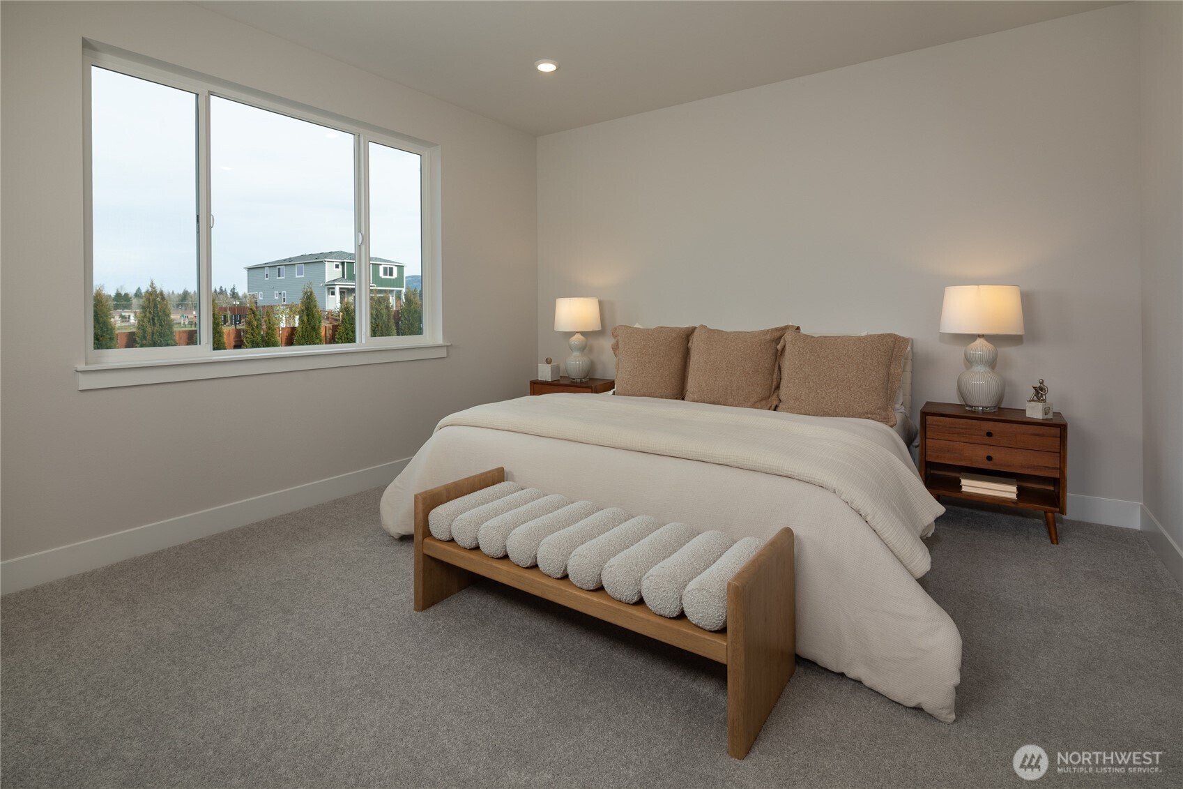 721 Weaver Drive E, Enumclaw, WA 98022