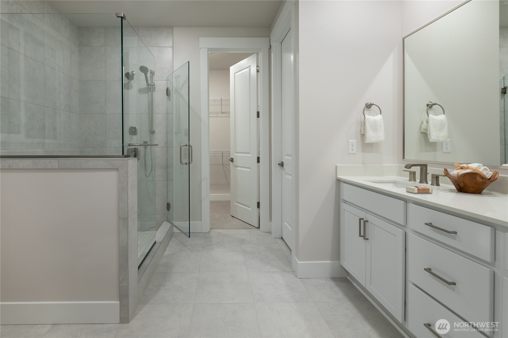 721 Weaver Drive E, Enumclaw, WA 98022