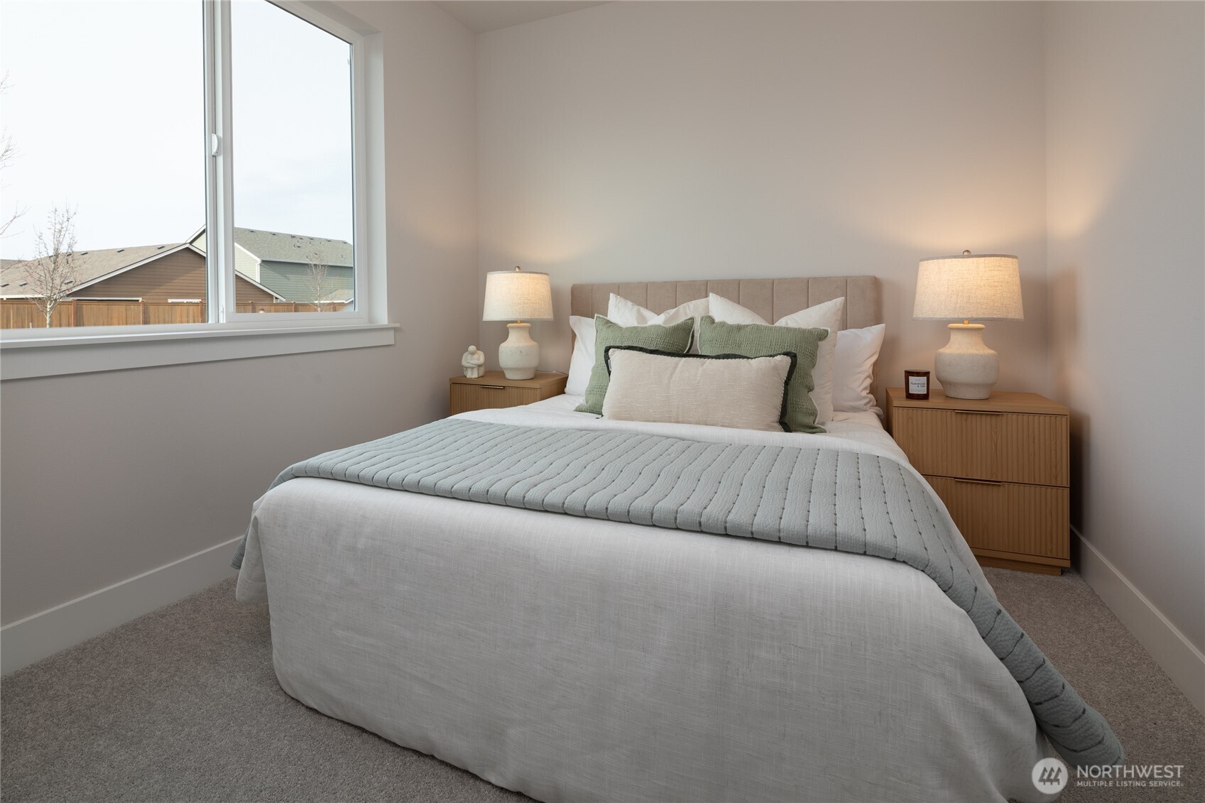 721 Weaver Drive E, Enumclaw, WA 98022