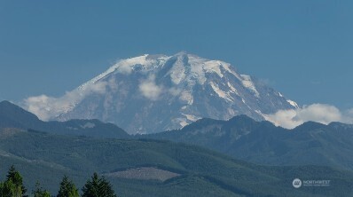 797 Weaver Drive E, Enumclaw, WA 98022