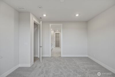 797 Weaver Drive E, Enumclaw, WA 98022 - Photo 9