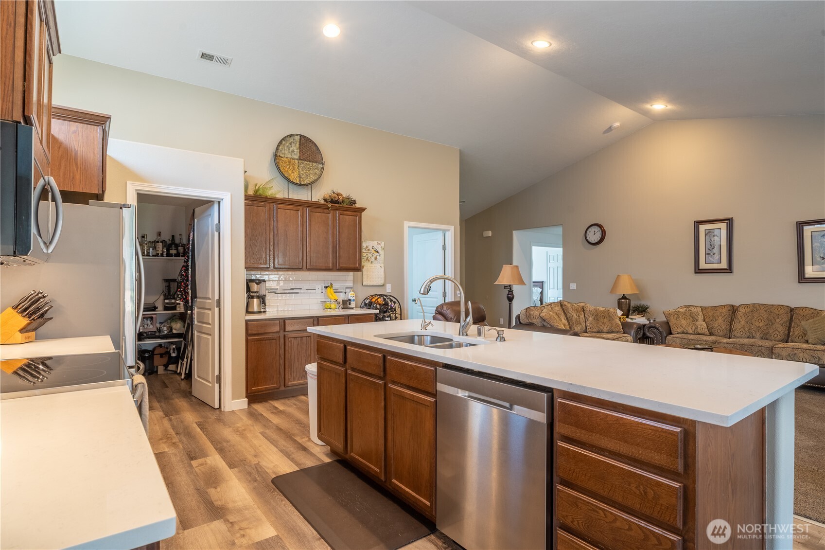 1630 E Filmore Drive , Moses Lake, WA 98837