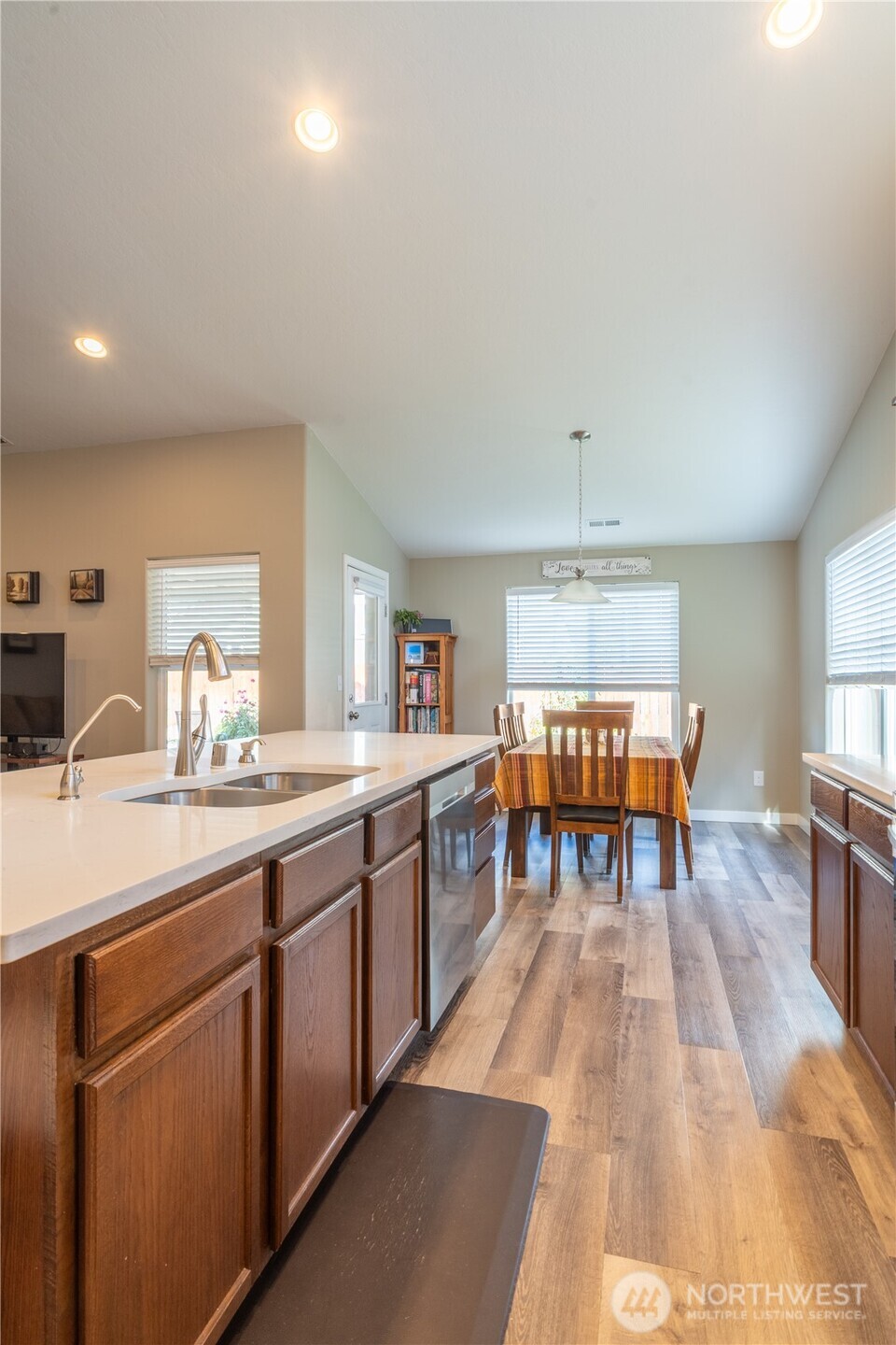 1630 E Filmore Drive , Moses Lake, WA 98837