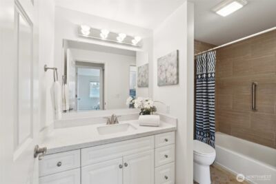 12506 NE 142nd Lane #C204, Kirkland, WA 98034 - Photo 16