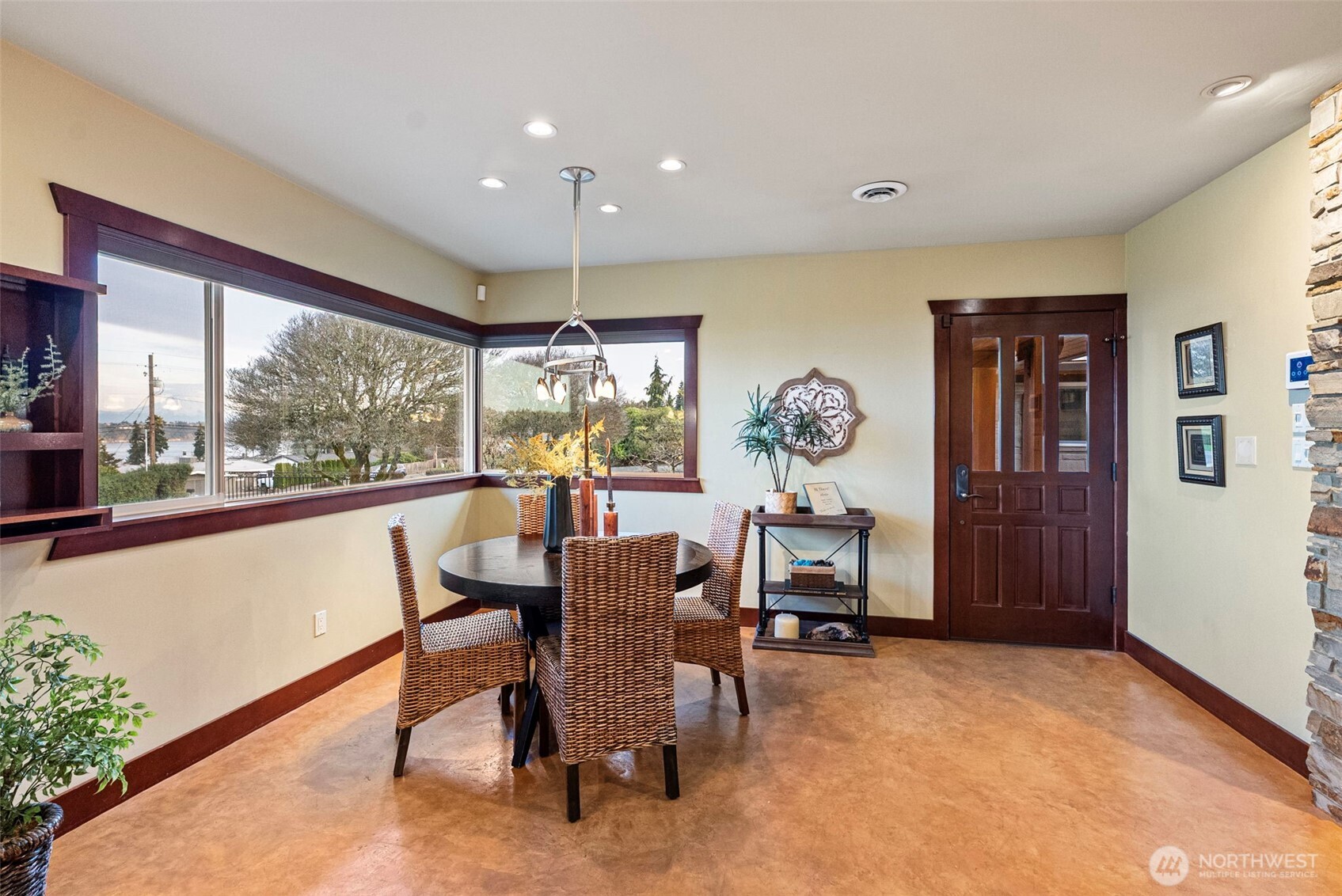 6916 Soundview Drive , Gig Harbor, WA 98335