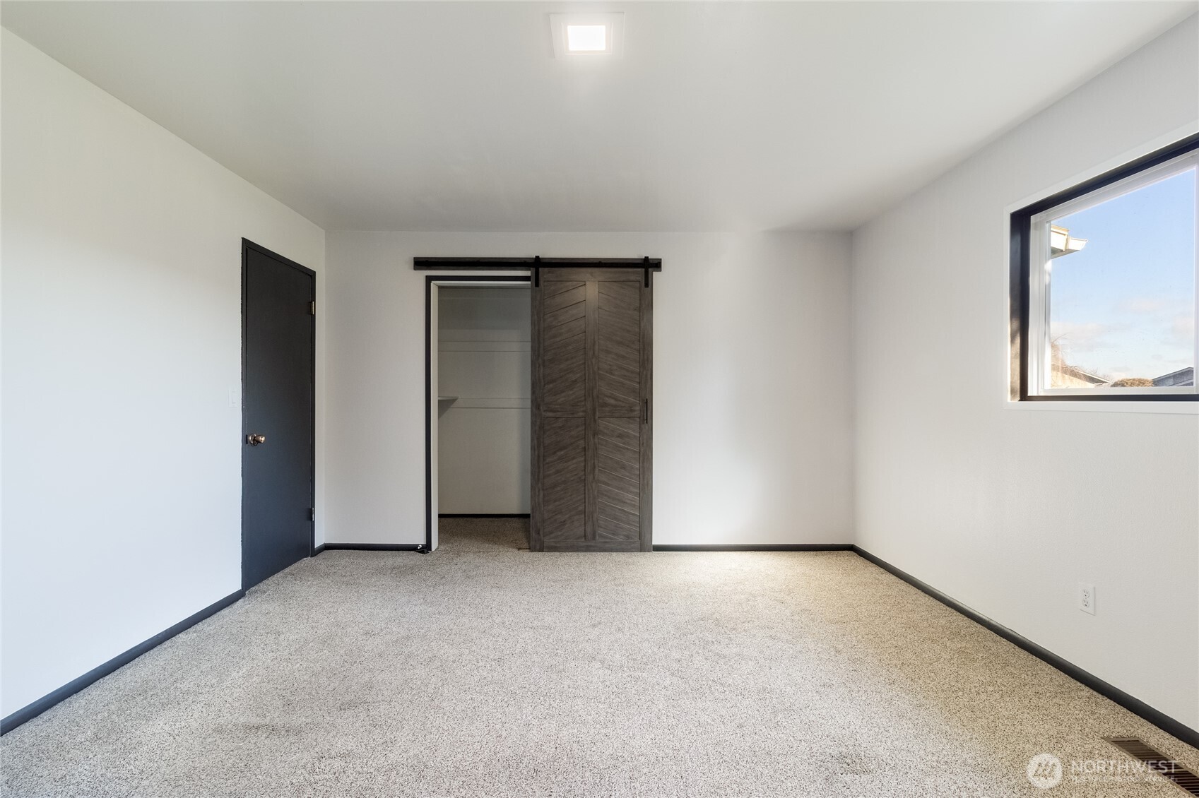 365 SE Highland Park Drive , College Place, WA 99324