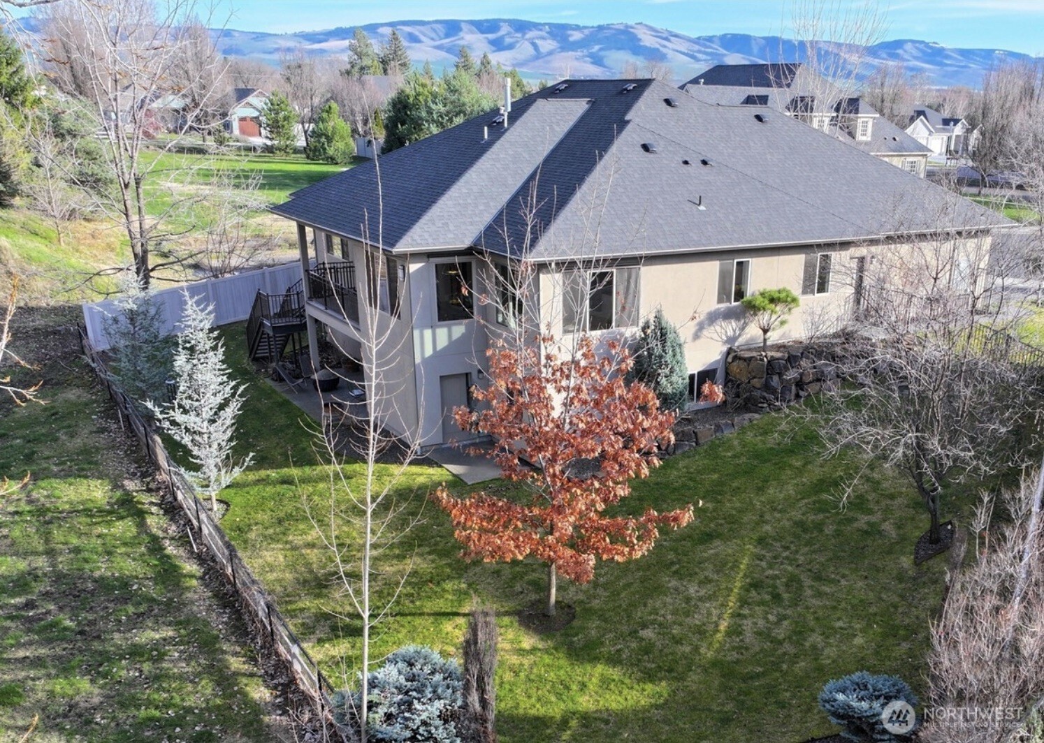 2049 Stillwater Drive , Walla Walla, WA 99362