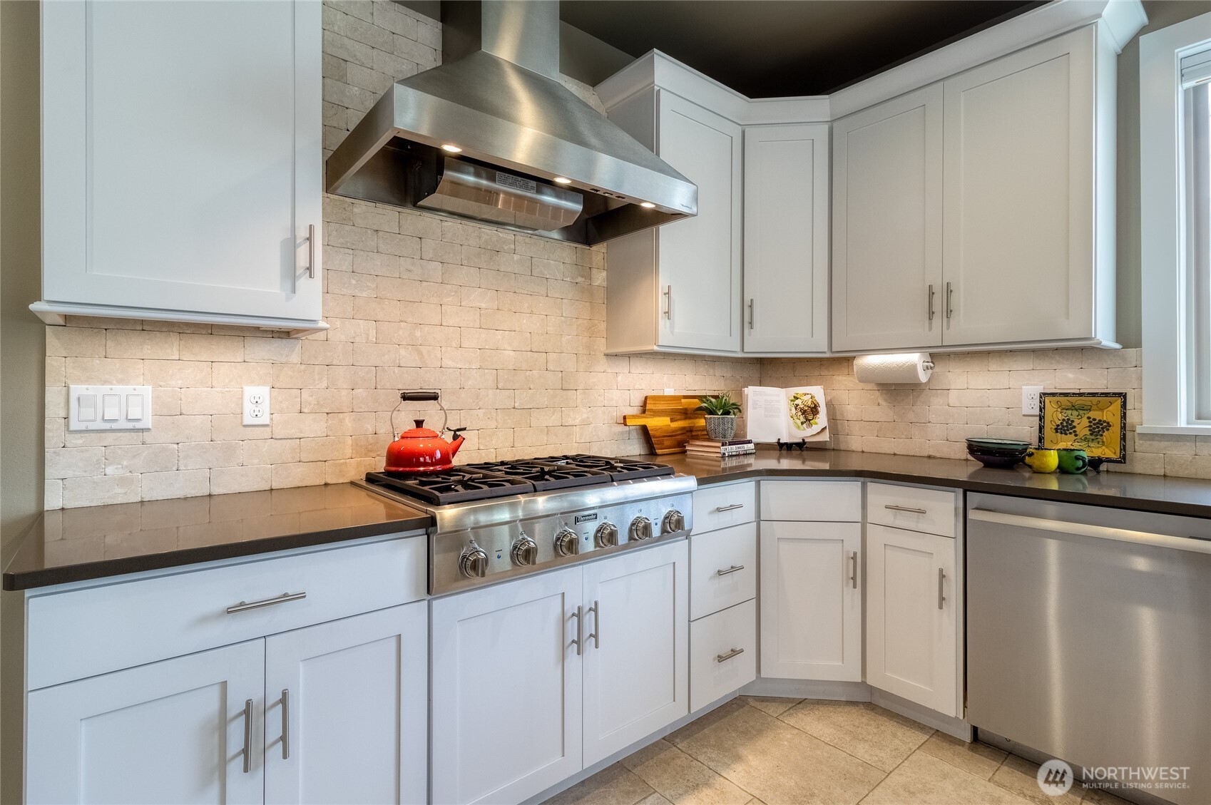 2049 Stillwater Drive , Walla Walla, WA 99362