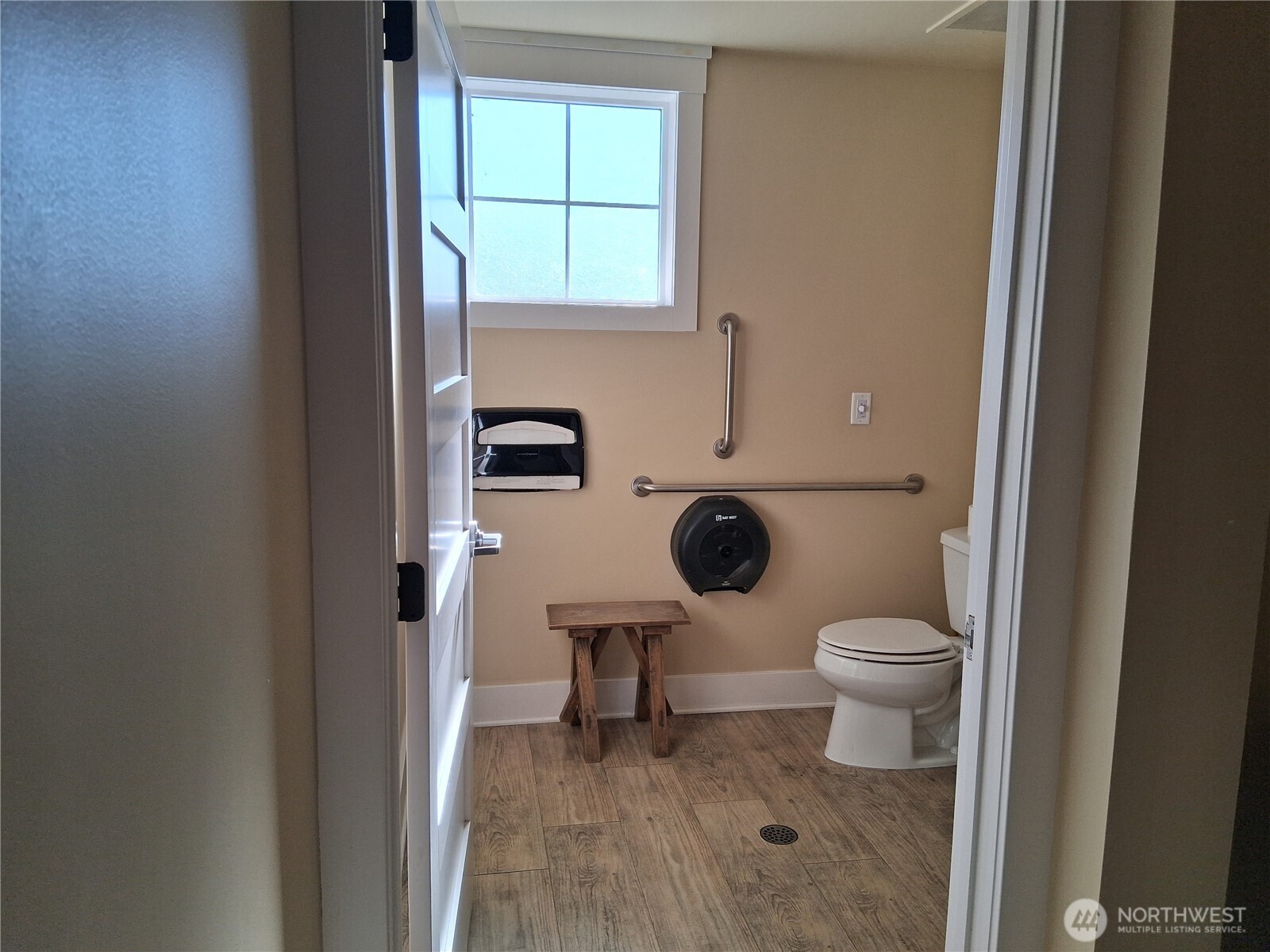 103 Veranda Drive - Admin Bldg , Oroville, WA 98844