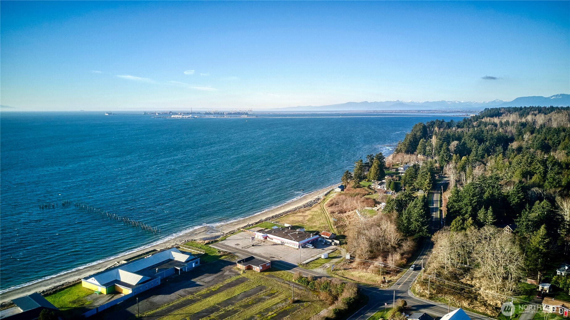 1334 Gulf Road , Point Roberts, WA 98281