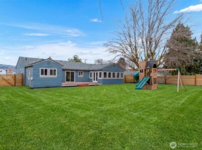 1914 Harbel Street , Wenatchee, WA 98801 - Photo 5