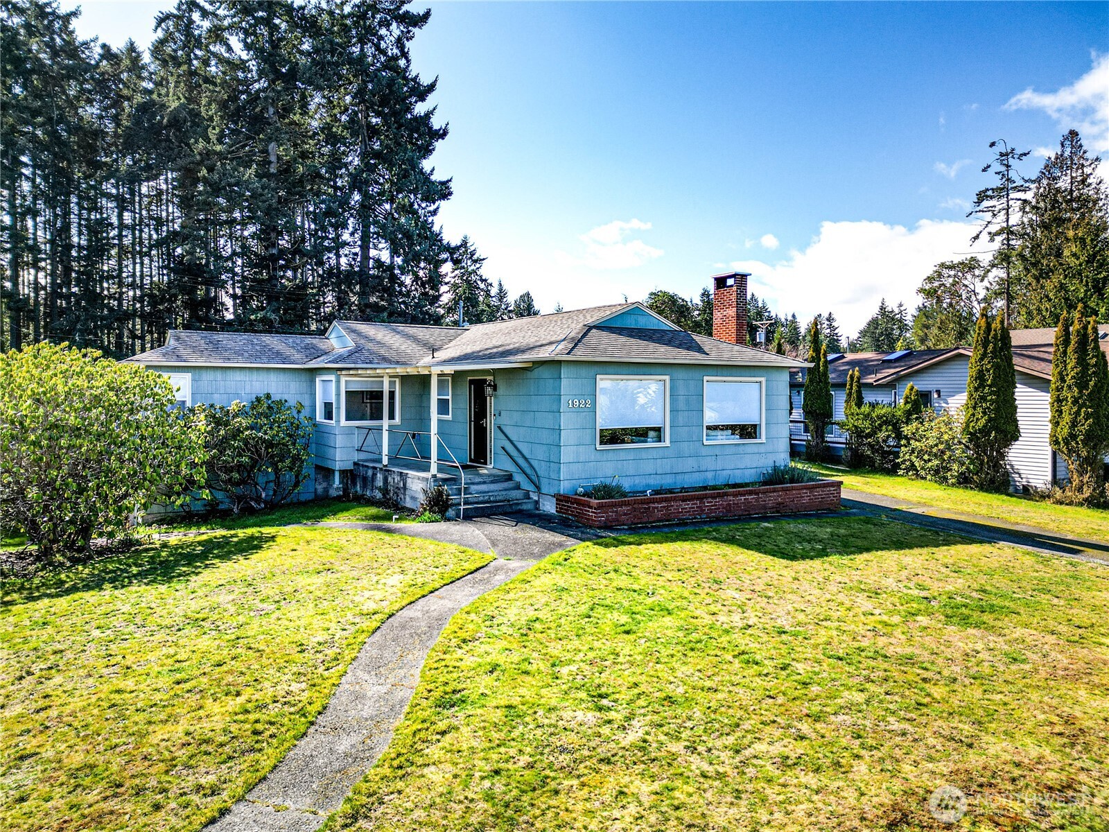 1922 W 7th Street , Port Angeles, WA 98363