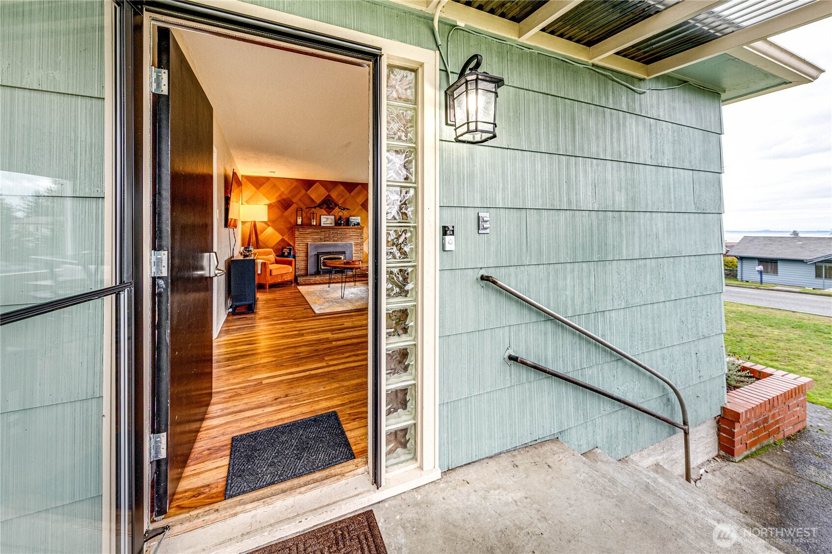 1922 W 7th Street , Port Angeles, WA 98363