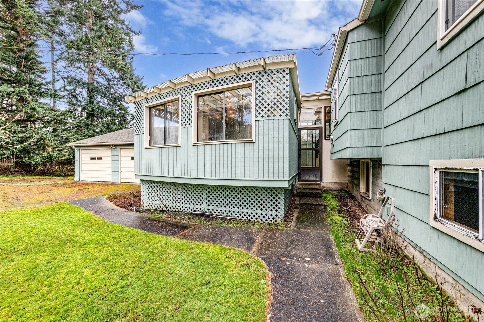 1922 W 7th Street , Port Angeles, WA 98363