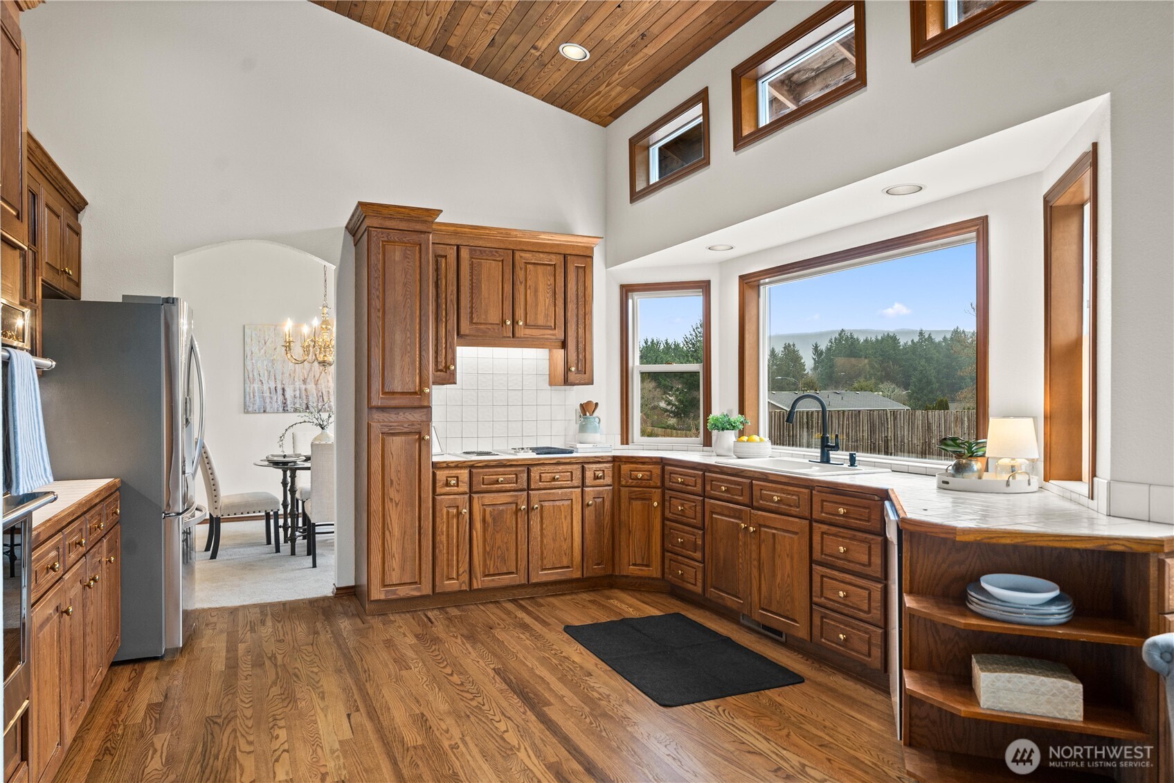 205 Conant Drive N, Eatonville, WA 98328-8046